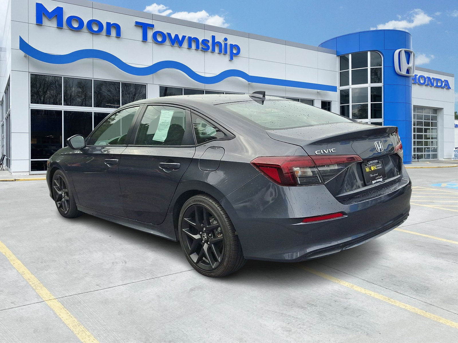Used 2025 Honda Civic Sport image 4
