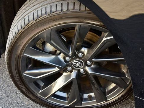 Used 2023 Toyota Corolla SE FWD image 28