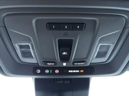 Used 2026 Chevrolet Silverado 1500 LTZ image 28