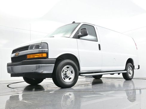 Used 2024 Chevrolet Express 2500 w/ Driver Convenience Package RWD image 42
