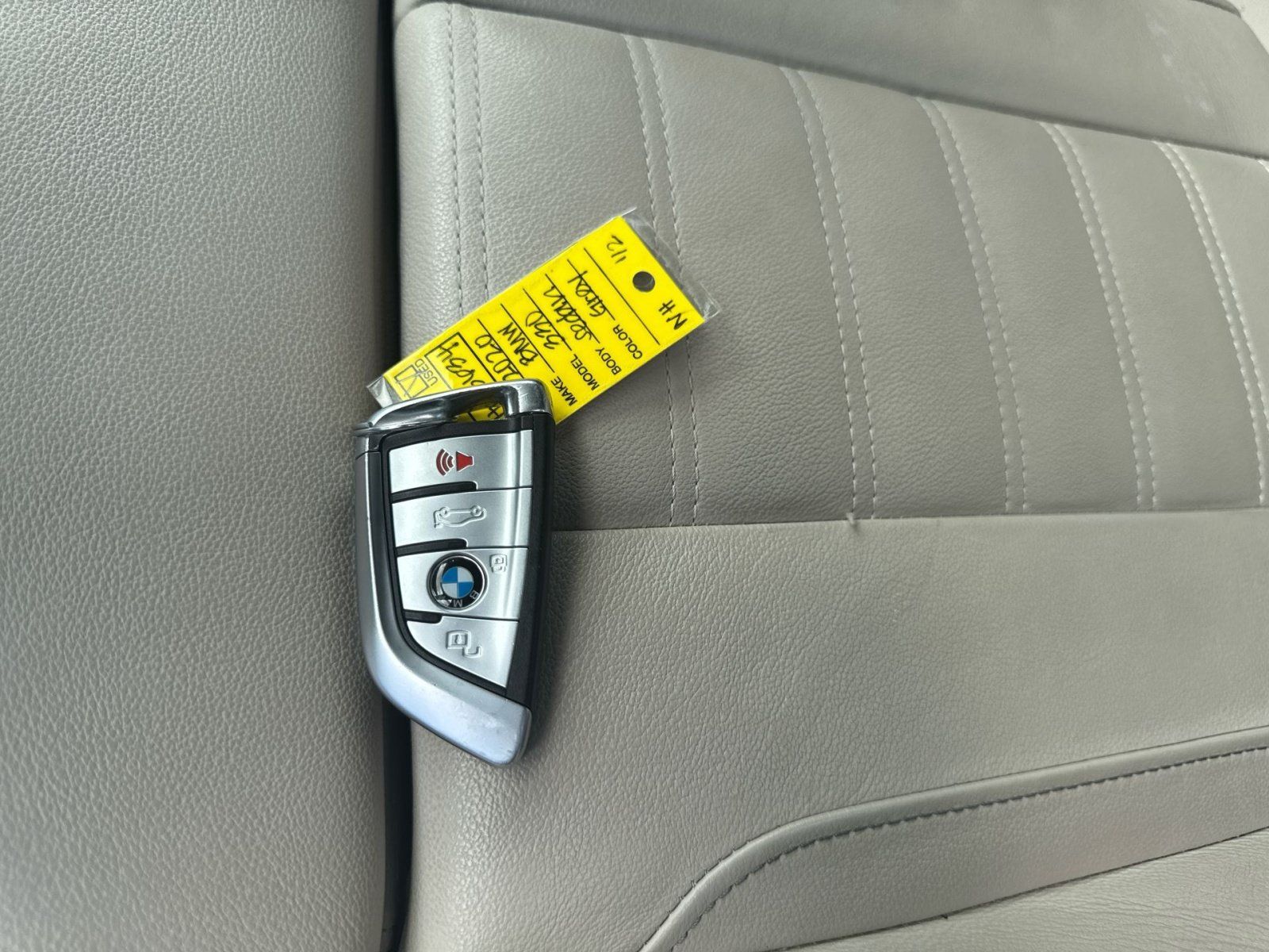 Used 2020 BMW 330i xDrive Sedan w/ Premium Package AWD/4WD image 39
