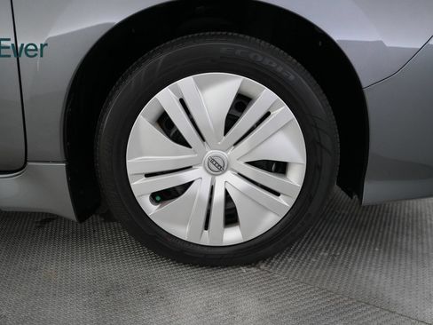 Used 2025 Nissan Leaf S FWD image 20
