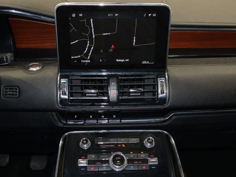 Used 2021 Lincoln Navigator L Reserve image 33