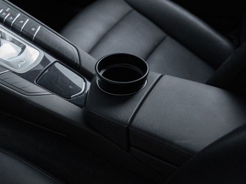 Certified 2016 Porsche Panamera image 26