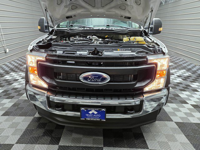 Used 2022 Ford F550 4x4 Crew Cab Super Duty w/ Power Equipment Group image 36