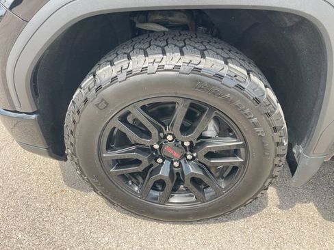 Used 2022 GMC Sierra 1500 Elevation w/ LPO, Elevation Black Package AWD/4WD image 28