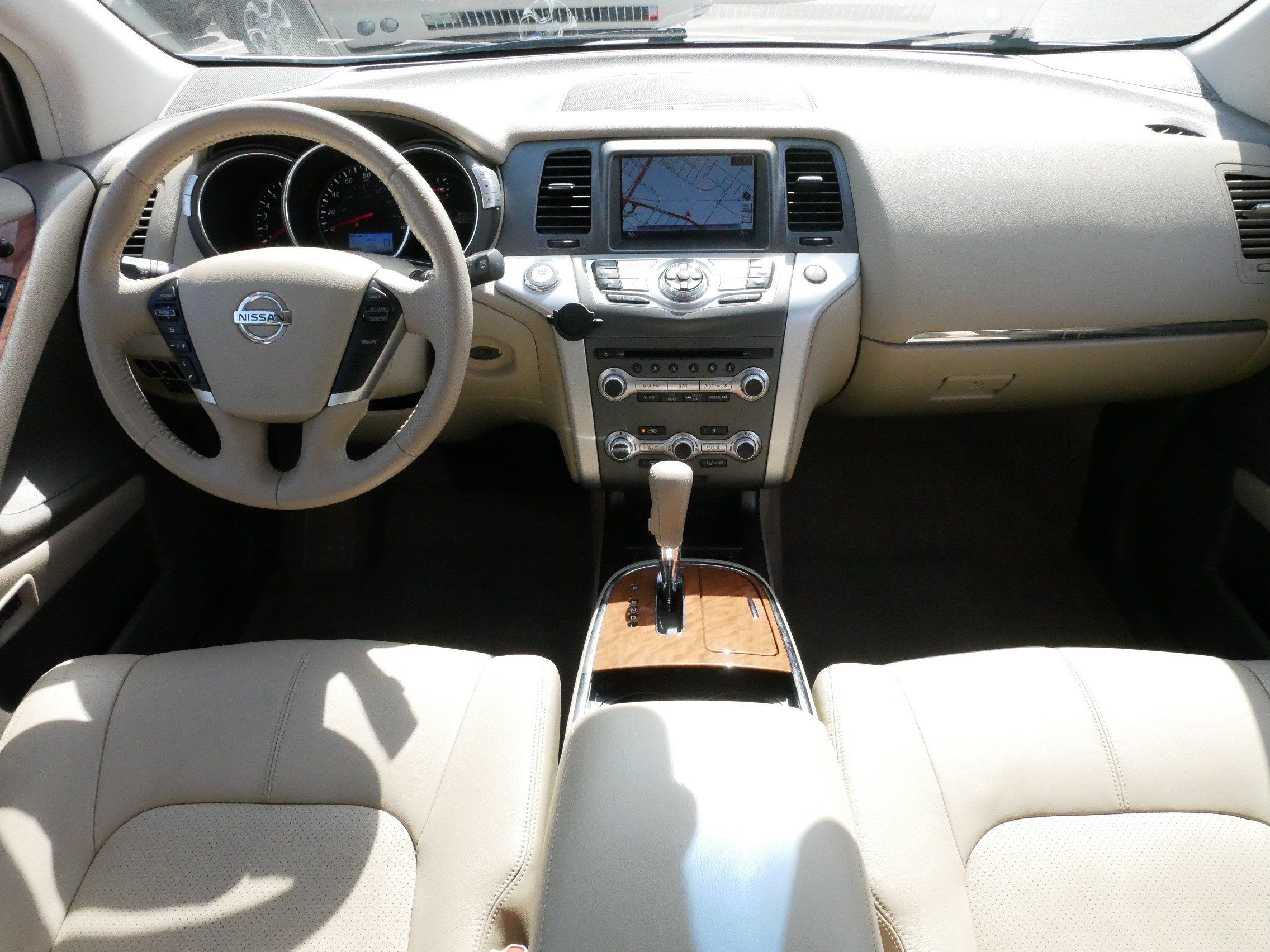Used 2012 Nissan Murano LE w/ Platinum Pkg AWD/4WD image 10