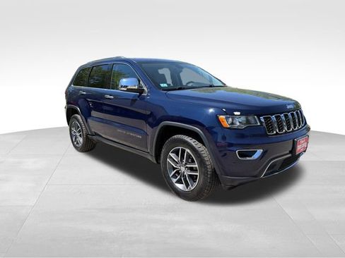 Used 2017 Jeep Grand Cherokee Limited AWD/4WD image 1