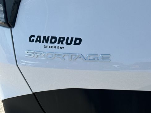 Used 2023 Kia Sportage EX FWD image 8