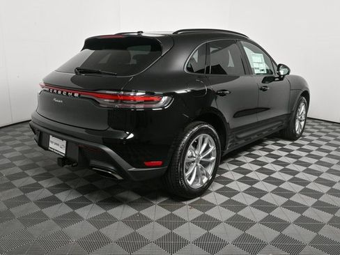 Used 2025 Porsche Macan image 29