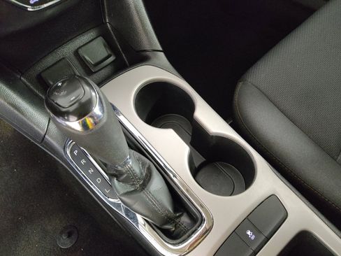 Used 2018 Chevrolet Cruze LS image 26