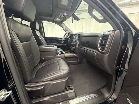 Used 2021 Chevrolet Silverado 1500 LT Trail Boss w/ Convenience Package II AWD/4WD image 13