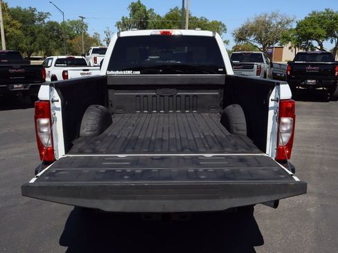 Used 2022 Ford F250 XL w/ Power Equipment Group image 24