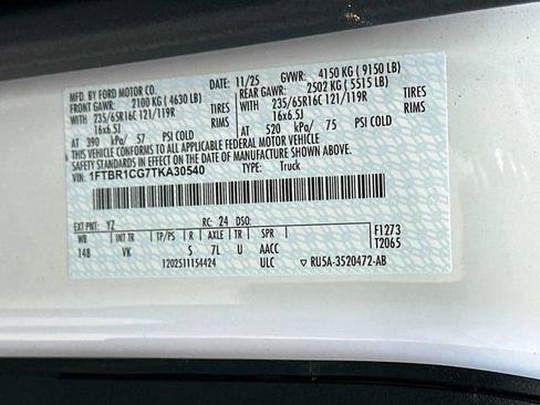 New 2026 Ford Transit 250 148 Medium Roof w/ Load Area Protection Package RWD image 19