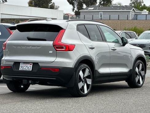 Certified 2023 Volvo XC40 Recharge Ultimate AWD/4WD image 4