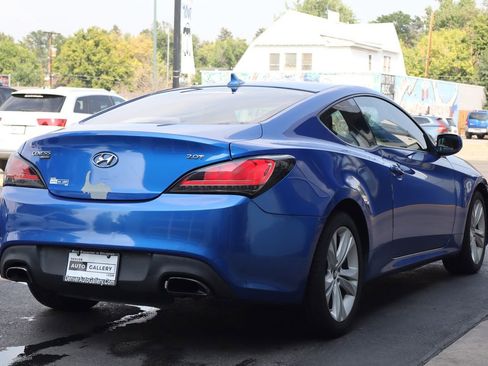 Used 2010 Hyundai Genesis 2.0T image 5