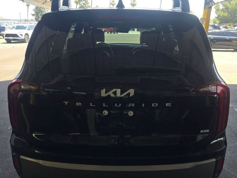 Used 2025 Kia Telluride S AWD/4WD image 7