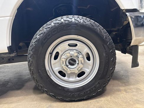 Used 2022 Ford F250 XL w/ Power Equipment Group AWD/4WD image 34