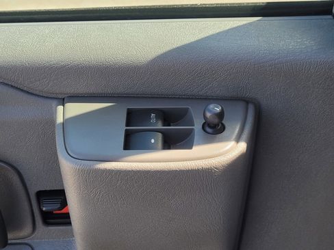 Used 2023 GMC Savana 2500 w/ Driver Convenience Package RWD image 16