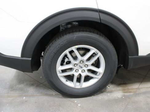 New 2026 Ford Explorer Active image 38