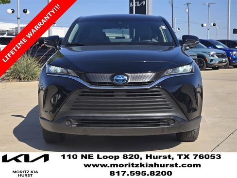 Used 2021 Toyota Venza LE image 11