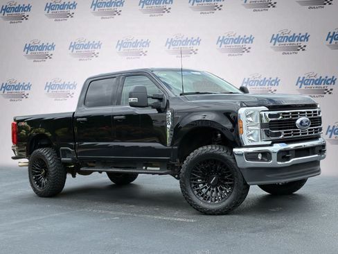 Used 2026 Ford F250 XLT AWD/4WD image 2
