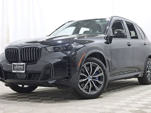 Used 2025 BMW X5 xDrive50e w/ M Sport Package image 6