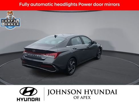Certified 2024 Hyundai Elantra Limited image 8