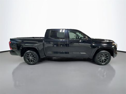 Used 2023 Toyota Tundra Platinum image 5