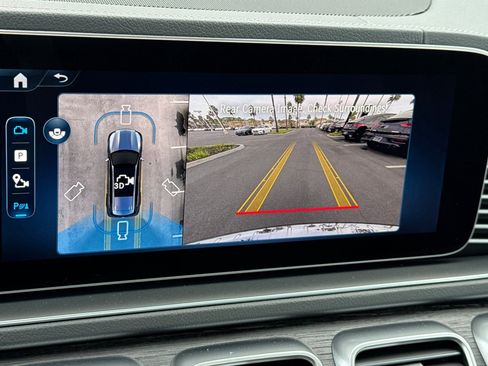 New 2026 Mercedes-Benz GLS 450 4MATIC image 18