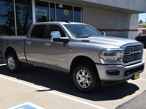 Used 2024 RAM 2500 Laramie AWD/4WD image 8