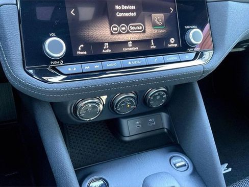 Certified 2024 Nissan Z Sport w/ Floor Mat Package image 27