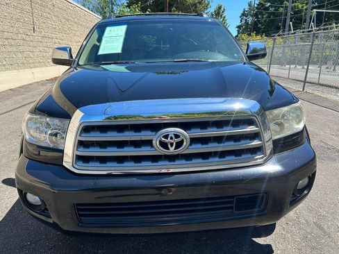 Used 2012 Toyota Sequoia Platinum AWD/4WD image 2
