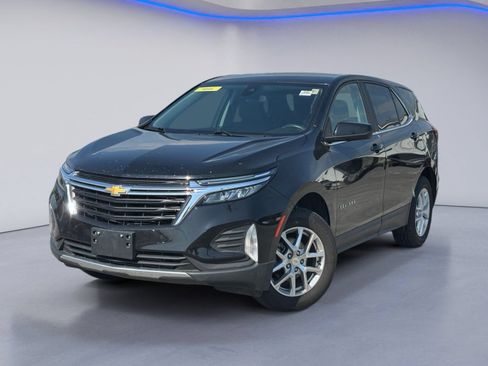 Used 2022 Chevrolet Equinox LT w/ Driver Convenience Package AWD/4WD image 2