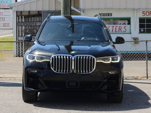 Used 2019 BMW X7 xDrive50i w/ M Sport Package AWD/4WD image 2