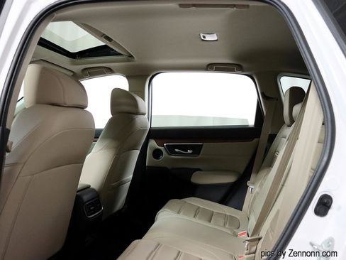 Used 2022 Honda CR-V Touring image 14