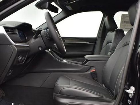 New 2026 Jeep Grand Cherokee L Limited image 9