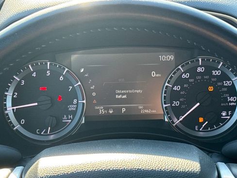 Used 2023 Toyota Highlander XSE image 19