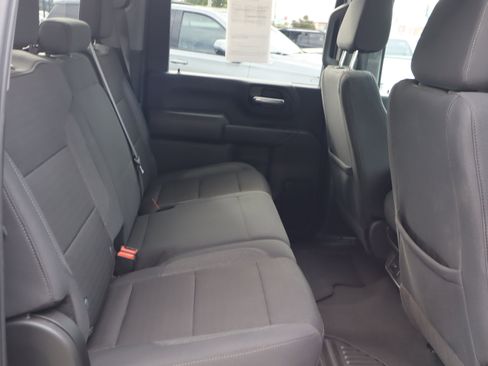 Certified 2025 Chevrolet Silverado 2500 Custom w/ Custom Value Package image 33