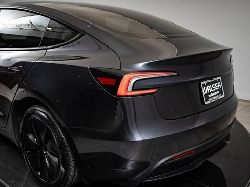 Used 2024 Tesla Model 3 Long Range RWD image 16