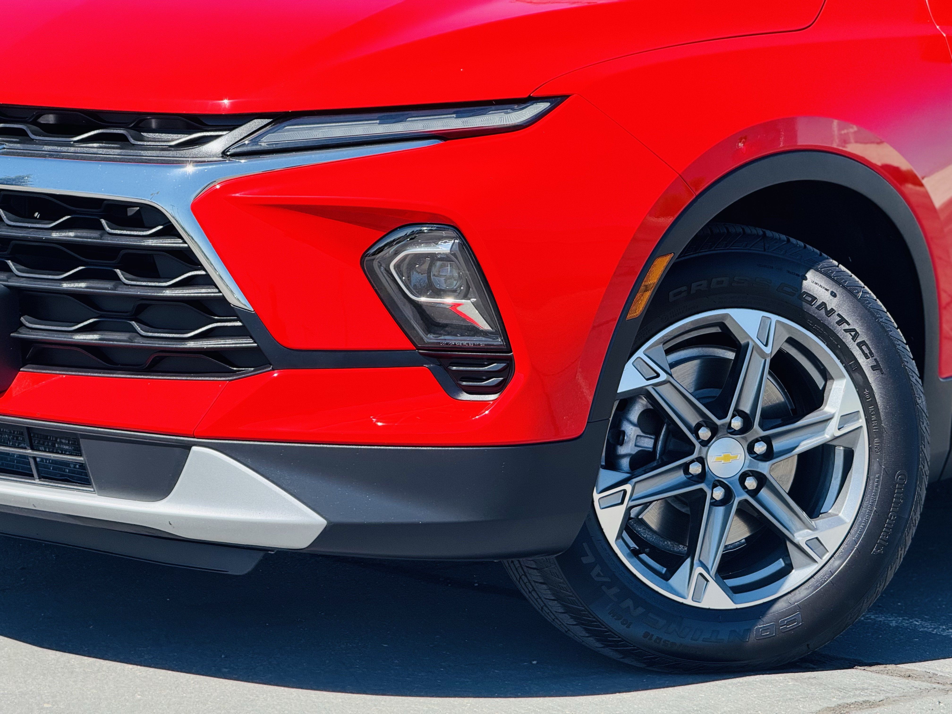 Certified 2023 Chevrolet Blazer LT w/ LPO, Cargo Package FWD image 3