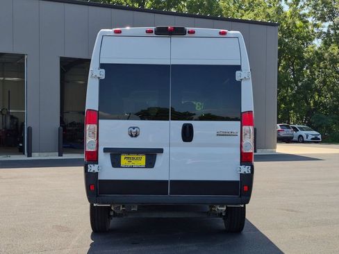 Used 2025 RAM ProMaster 2500 FWD image 6