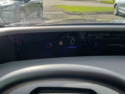 Certified 2024 Lincoln Nautilus Premier AWD/4WD image 22
