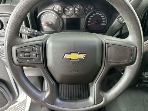 Used 2023 Chevrolet Silverado 1500 Custom image 18