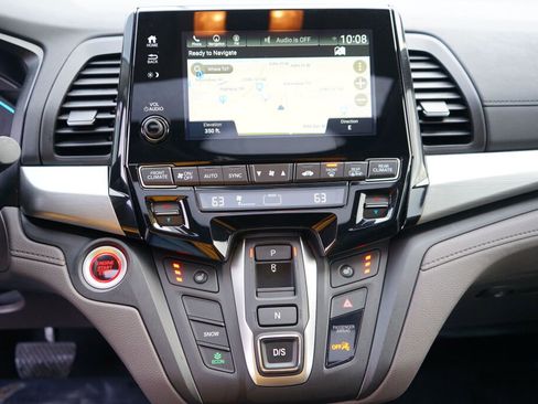 Used 2018 Honda Odyssey EX-L image 18