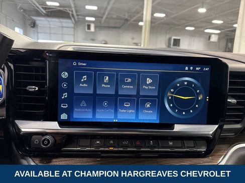 Used 2023 Chevrolet Silverado 1500 LT AWD/4WD image 18