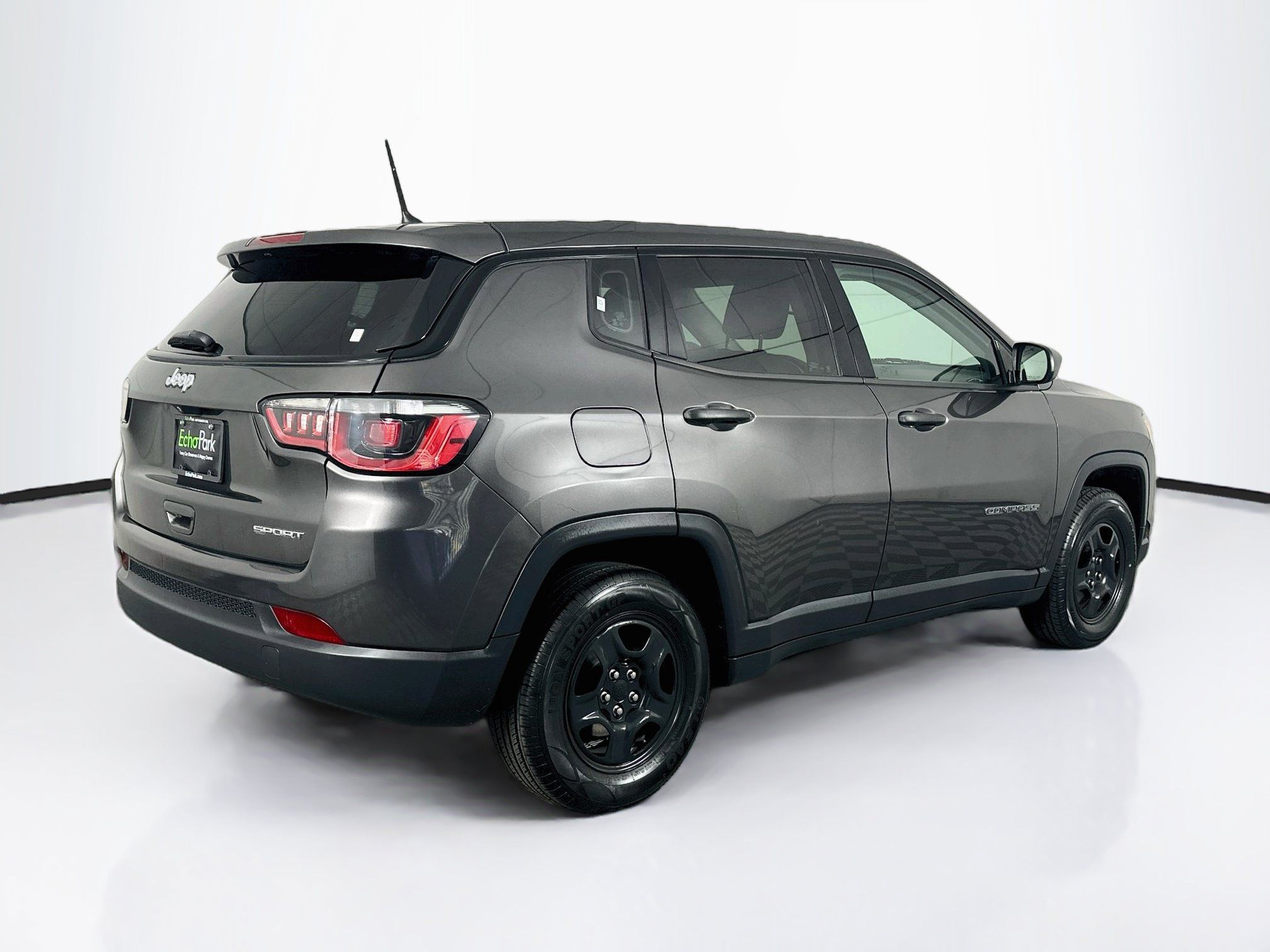 Used 2018 Jeep Compass Sport FWD image 9