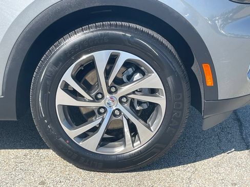 Used 2023 Buick Envision Essence AWD/4WD image 9