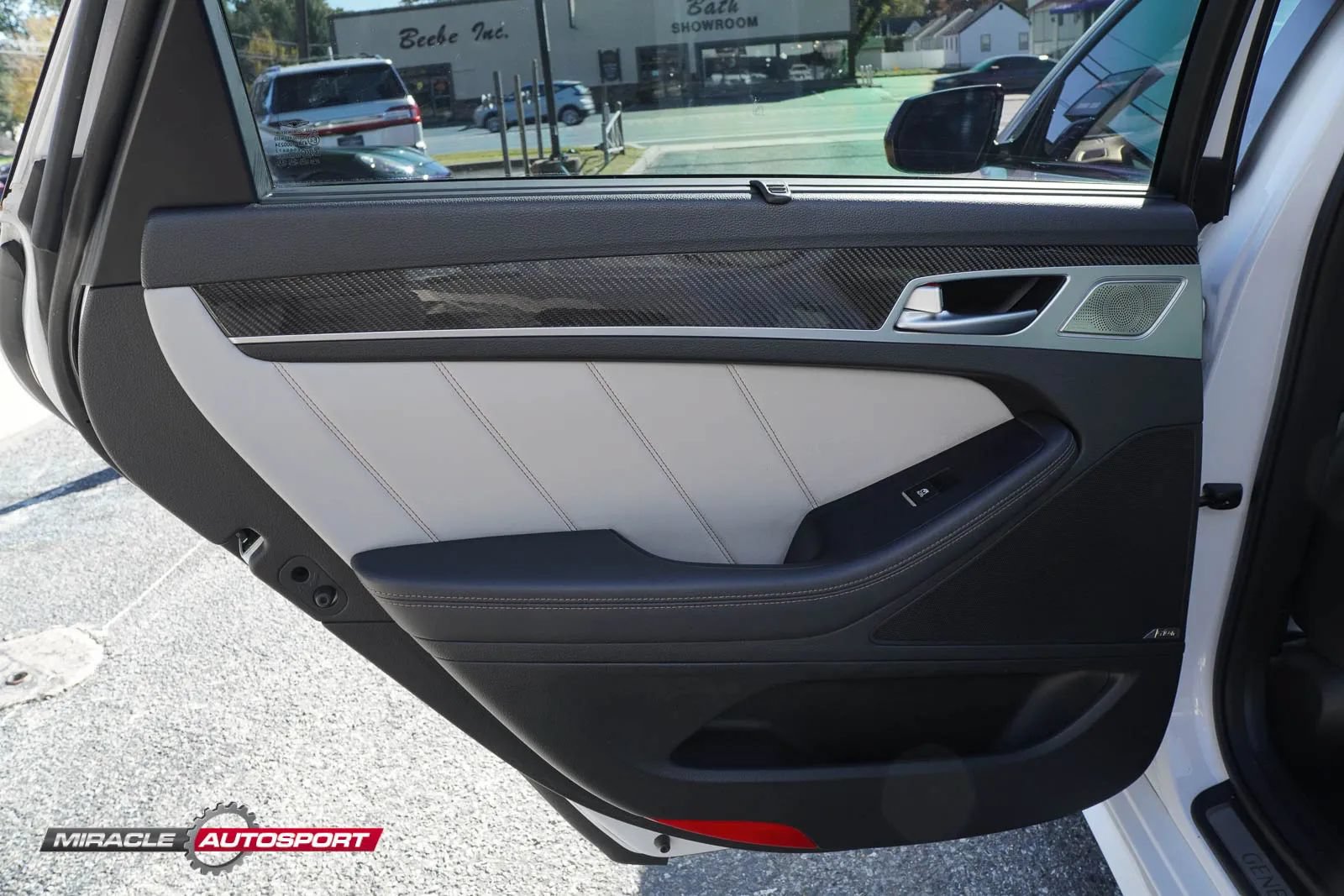 Used 2018 Genesis G80 3.3T Sport RWD image 22