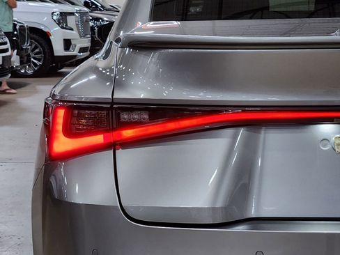 Used 2022 Lexus IS 300 w/ Comfort Package image 20
